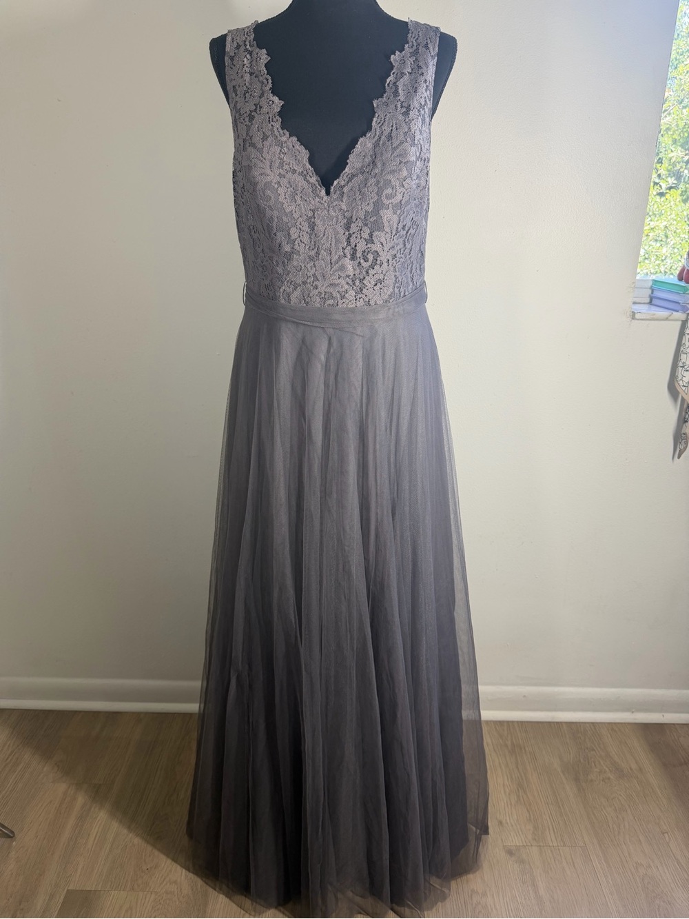 V-Neck Lace Bodice Tulle Maxi Dress in Gray